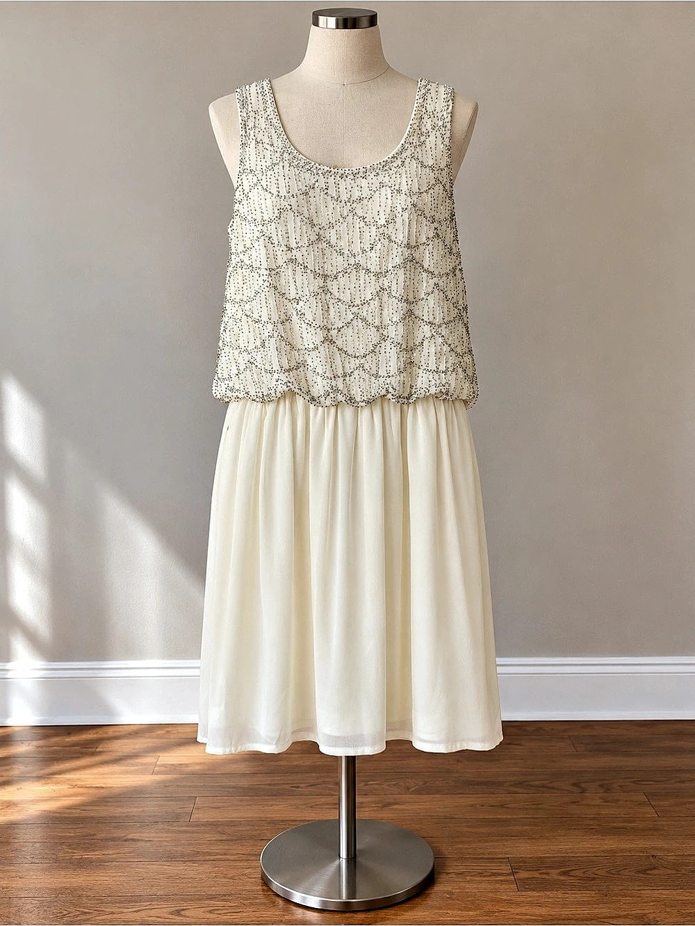 Verty Beaded Mini Dress in White Size Medium Like New